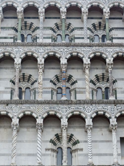 Toskana, Lucca, Dom, Architektūra