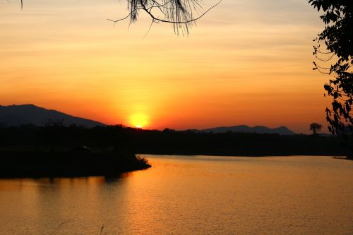 Twilight, Saulėlydis, Graži, Gamta, Vaizdas, Dangus, Lauke, Asija, Geografija, Siluetas, Saulė, Šviesa, Tailandas, Vanduo, Vakaras, Rytas, Kelionė, Gyvenimo Būdas, Žmonės, Fonas, Kultūra, Jūra, Atostogos, Dusk, Šešėlis, Debesis, Vasara, Golfo Klubas, Viltis, Parkas, Oranžinė, Atsipalaiduoti