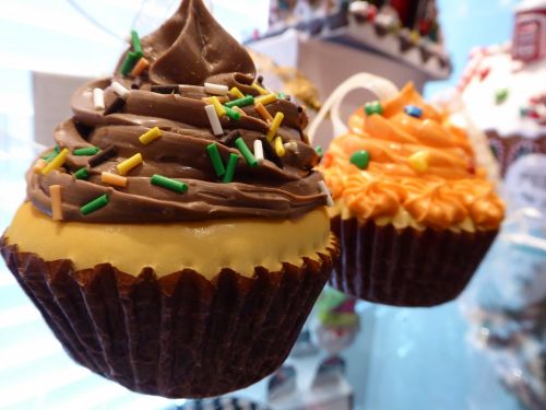 Cupcake,  Pyragai,  Saldainiai,  Halloween,  Žvakės,  Oranžinė,  Šokoladas,  Du Halloween Cupcakes