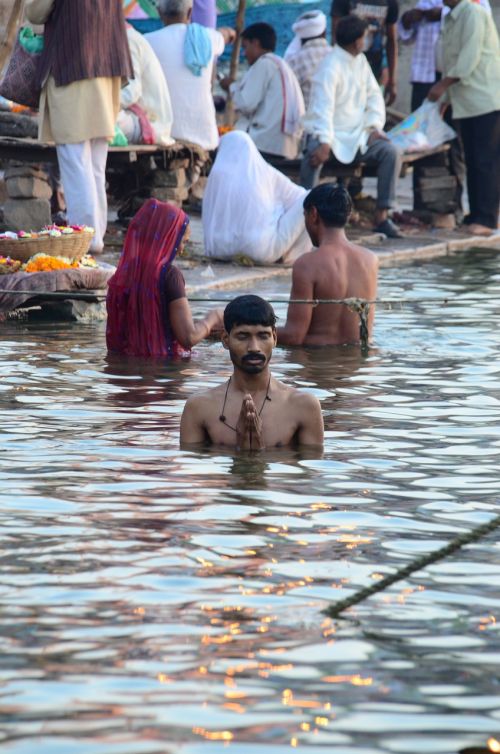 Varanasi, Indija, Gangas, Vonia, Ritualas, Žmonės, Vyras, Upė