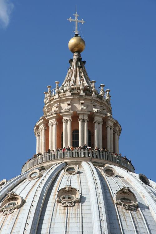 Vatikanas, St Peterio Bazilika, Kupolas
