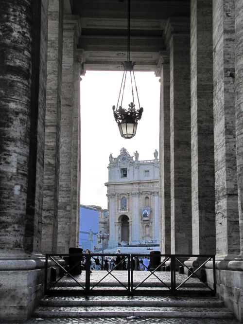 Vatikanas, St Peterio Bazilika, Bernini Kolonade, Roma