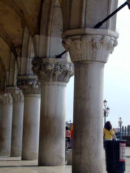 Venecija,  Kanalai,  Venecijos Piazza San Kolonos,  Bet