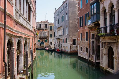 Venecija, Kanalas, Upė, Namas