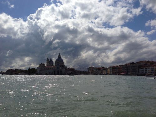 Venecija, Venezija, Italy, Turizmas, Vanduo, Debesys, Miesto Panorama, Jūra, Oras, Viduržemio Jūros