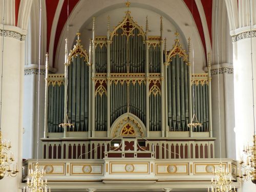 Iš Visų Dom, Bažnyčia, Organas, Bažnytinė Muzika