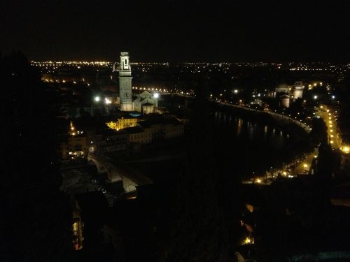 Verona, Miestas, Naktis