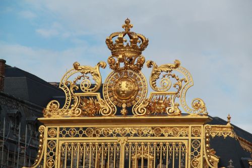 Versailles, Auksas, Durys
