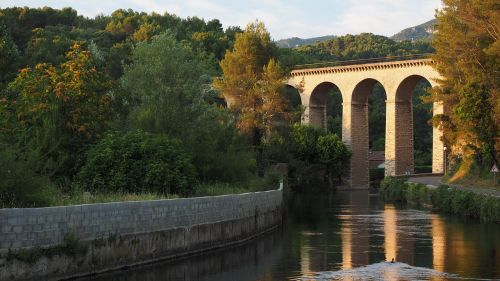 Viadukas, Upė, Sorgue, Lisle-Sur-La-Sorgue, Fontanas, De-Vaucluse