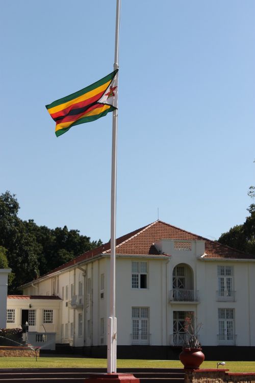 Victoria Falls Hotel, Zimbabvė, Vėliava