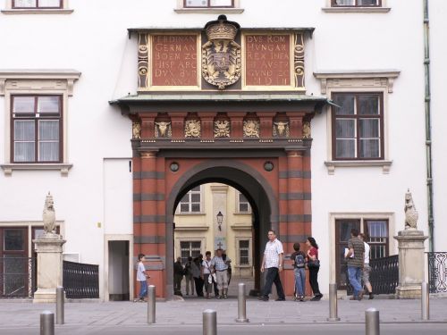 Vienna, Hofburgo Imperatoriaus Rūmai, Swiss Gate, Tikslas
