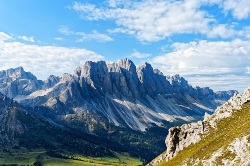 Villnösstal, Linksmai, Geisleras, Dolomitai, Kalnai, Unesco Pasaulio Paveldas, South Tyrol, Italy, Alpių
