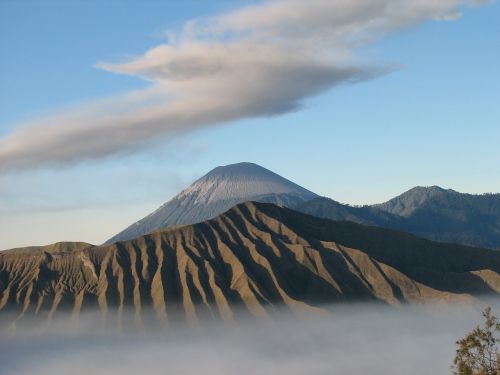 Vulkanas, Indonezija, Debesys, Bromas