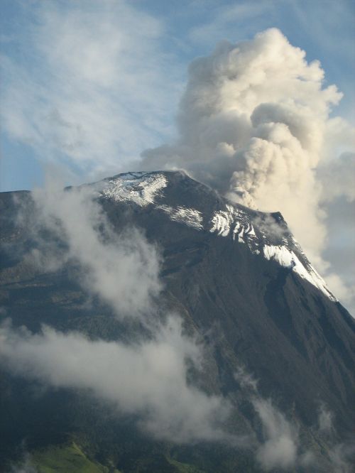 Volcano Tunguragua, Gamta, Išsiveržimas, Ecuador