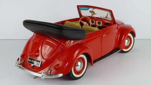 Vw Beetle,   1951,   Vw Käfer,   Cabrio,   Convertible,   1X18,   Model Car,   Maisto
