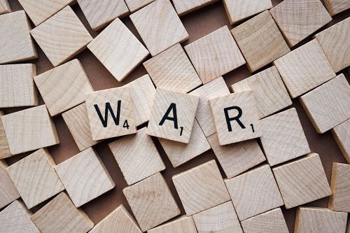 Karas, Mūšis, Raidės, Scrabble, Kovoti