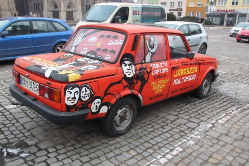 Wartburg, Automobilis, Automatinis, Antikvariniai Automobiliai, Transporto Priemonė, Istorinis, Senas Auto, Retro Automobilis, Senas Automobilis, Moto, Automobiliai, Raudona, Lova, Senovinis, Retro