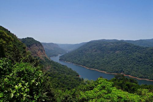 Vakarų Gatas, Šaravati Upė, Slėnis, Kalnai, Tankus Miškas, Visžalis, Miškas, Karnataka, Indija