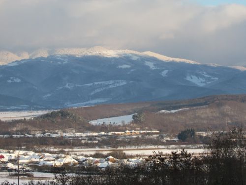 Vakariniai Kalnai, Kaimas, Transilvanija, Žiema, Kelti