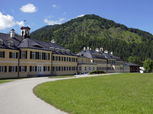 Wildbad-Kreuth, Atsitraukia, Politinė Gyvenamoji Vieta, Šventė, Kraštovaizdis, Turizmas, Alpių Kalnų Papėdės, Architektūra, Pastatas