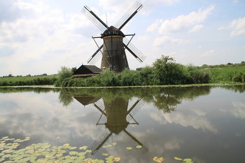 Windmill,  Malūnas,  Olandija,  Nyderlandai,  Kraštovaizdis,  Dangus,  Debesys,  Vėjo,  Pobūdį,  Kelionė,  Energijos,  Žalias,  Tvenkinys,  Upė,  Švarus,  Aplinkos,  Vasara