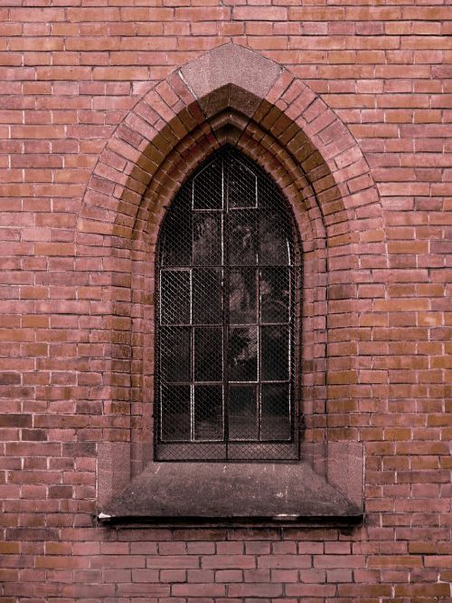 Langas, Bažnyčia, Gotikos Atgimimas, Architektūra