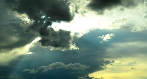 Wolkenspiel, Dangus, Atmosfera