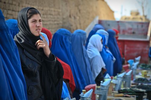 Moteris, Afganistanas, Ceremonija, Burqa, Apmąstyti, Moterys, Mergaitės, Bičių Laikymas