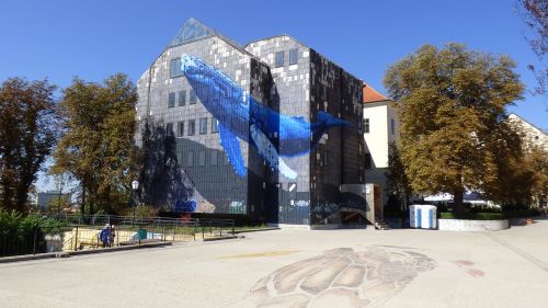 Zagrebas, Kroatija, Architektūra, Pastatas