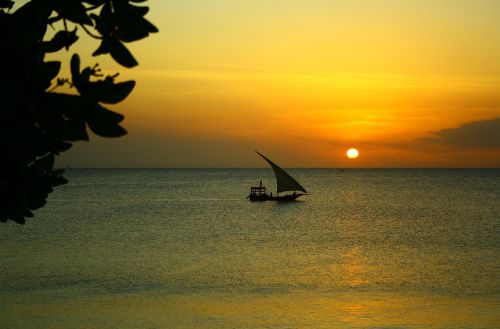 Zanzibaras, Valtis, Buriu, Saulėlydis