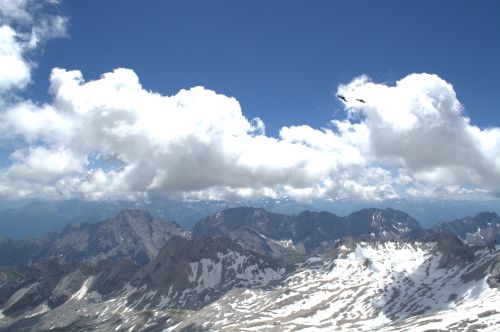 Zugspitze, Ledynas, Garmisch, Lauke, Sniegas, Tylus, Vaizdas, Šventė, Kalnų Praėjimas, Atsipalaidavimas, Poilsis, Roko Uolos, Far Right, Rytų Alpės, Kalnai, Wetterstein Kalnai