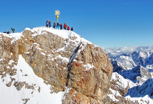 Zugspitze,  Garbėtroška,  Alpine,  Orai Akmuo,  Summit,  Kirsti,  Perspektyvos,  Peržiūrėti,  Nuotykių,  Patirtis,  Nukreipti,  Kaina,  Komanda,  Kalnai