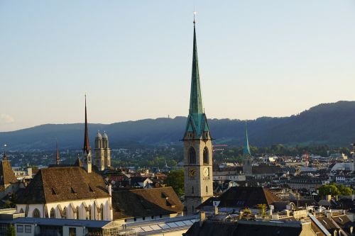 Zurich, Senamiestis, Bažnyčios, Šveicarija, Stogai, Miestas, Namai